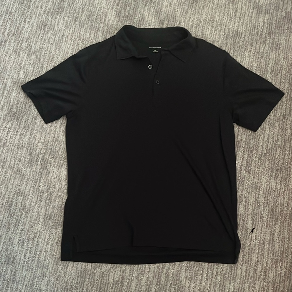 SAKS FIFTH AVENUE - Men’s black polo size medium
